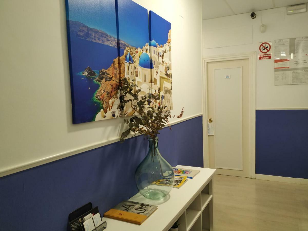 Hostal Abitum Madrid Exteriör bild