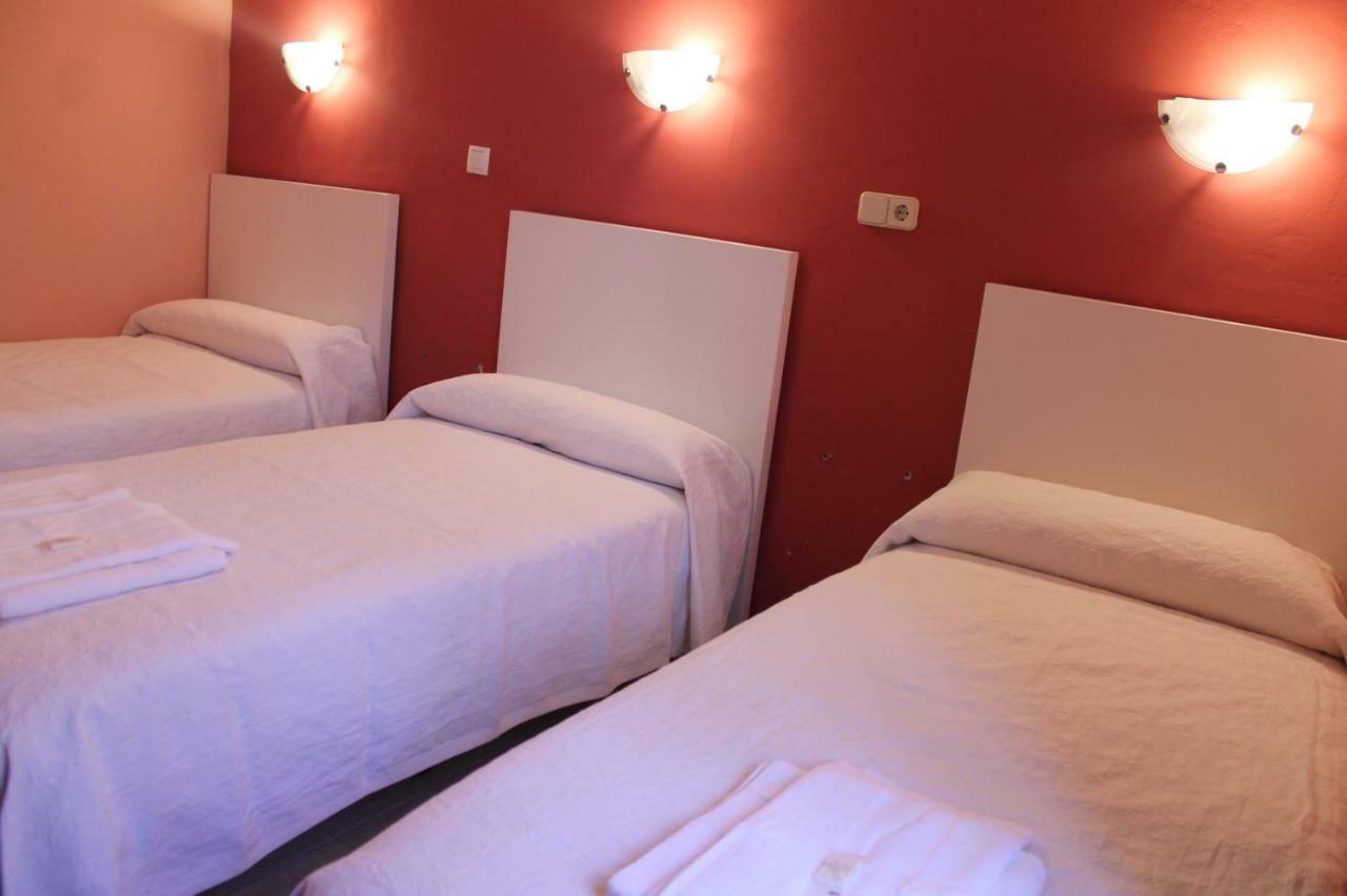 Hostal Abitum Madrid Exteriör bild